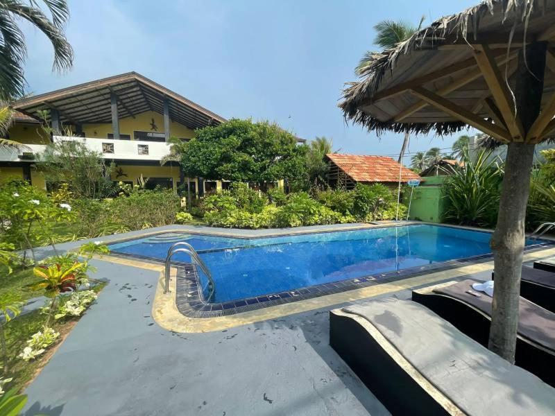 Solomon Beach Hotel Marawila Exterior foto