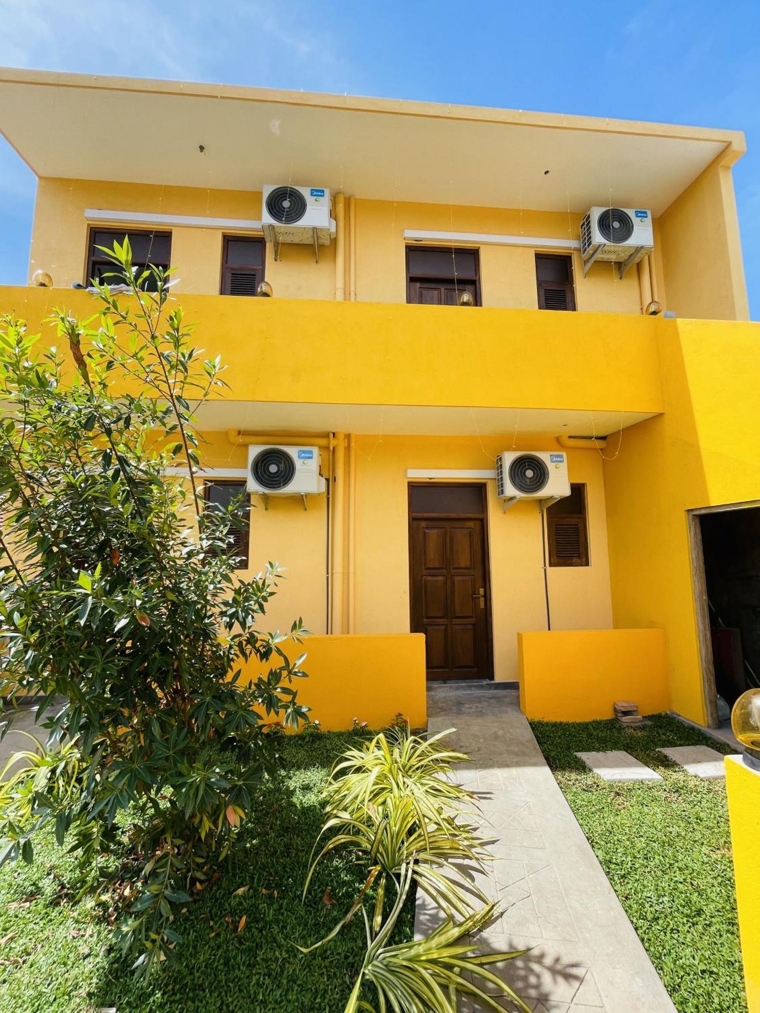 Solomon Beach Hotel Marawila Exterior foto