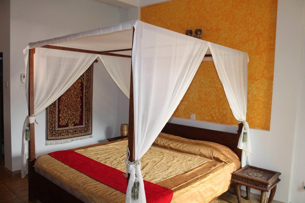 Solomon Beach Hotel Marawila Quarto foto
